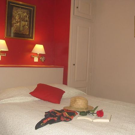 Hotellerie De L'Esplanade Rians  Buitenkant foto