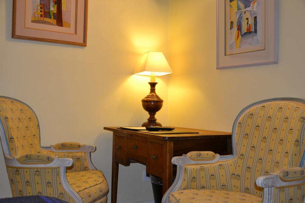 Hotellerie De L'Esplanade Rians  Kamer foto